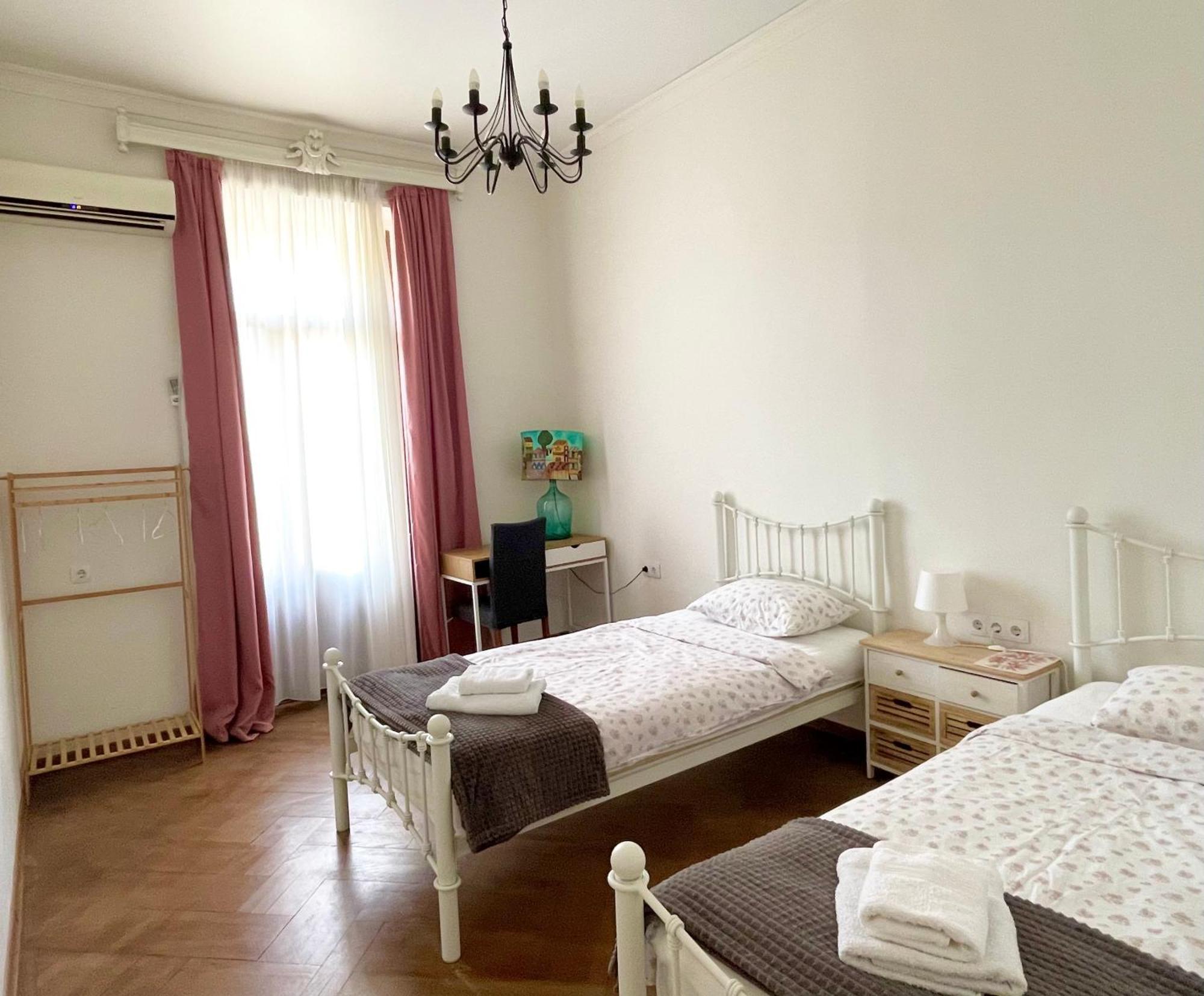 Guest House Third Floor Tbilisi Buitenkant foto